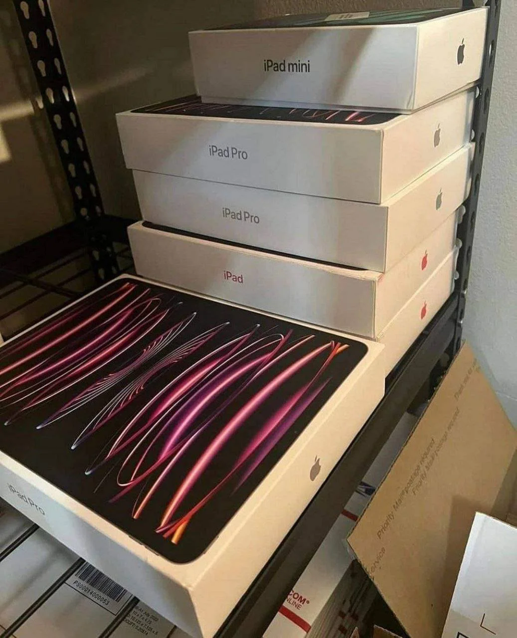 iPad Pro Pallet – 20 PCs